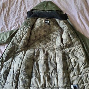 North Face green insulated jacket women's XS